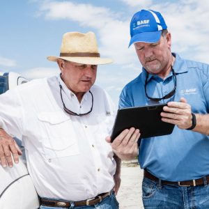 BASF has signed an agreement to acquire US-based company ZedX, a leader in the development of digital agricultural intelligence. ZedX’s expertise lies in the development of agronomic weather, crop, and pest models that can rapidly translate data into insights for more efficient agricultural production.
BASF hat einen Vertrag zur Übernahme des US-Unternehmens ZedX unterzeichnet, das führend in der Entwicklung von digitaler Intelligenz für die Landwirtschaft ist. Die Expertise von ZedX liegt in der Entwicklung von agronomischen Modellen zu Wetter, Pflanzenwachstum und Pflanzenbefall.