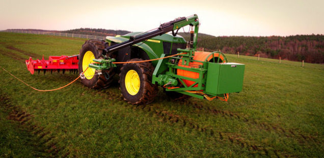 Un nouveau projet de tracteur électrique… alimenté par câble