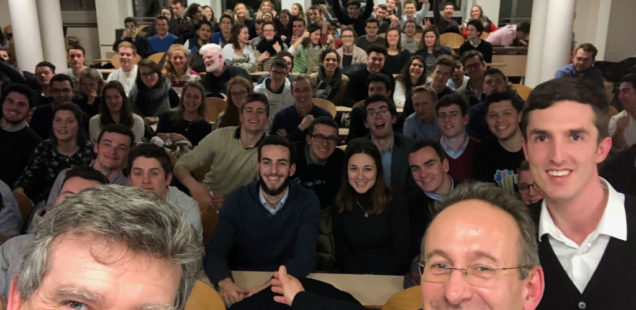 Quand Arnaud Montebourg part à la rencontre des étudiants de l’Ihedrea